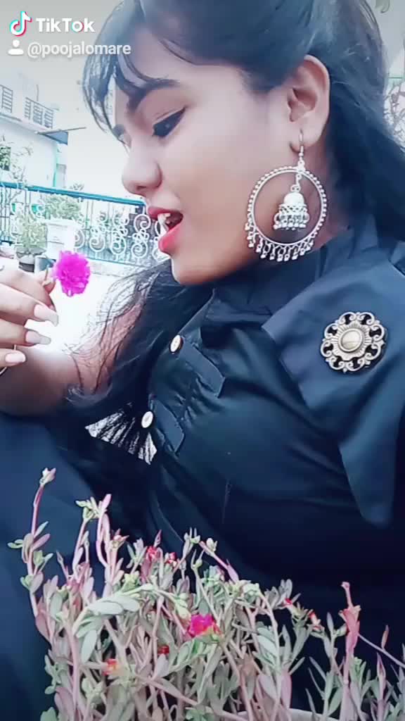 @POOJA LOMARE