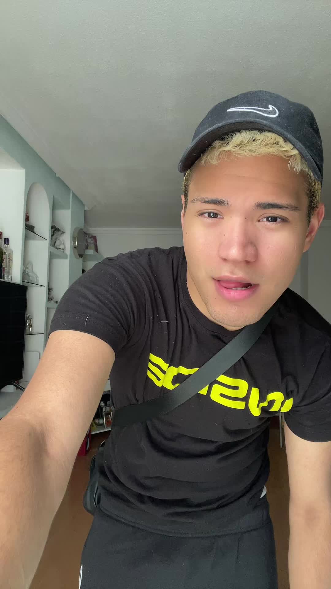 @Suxrrez (Joel)