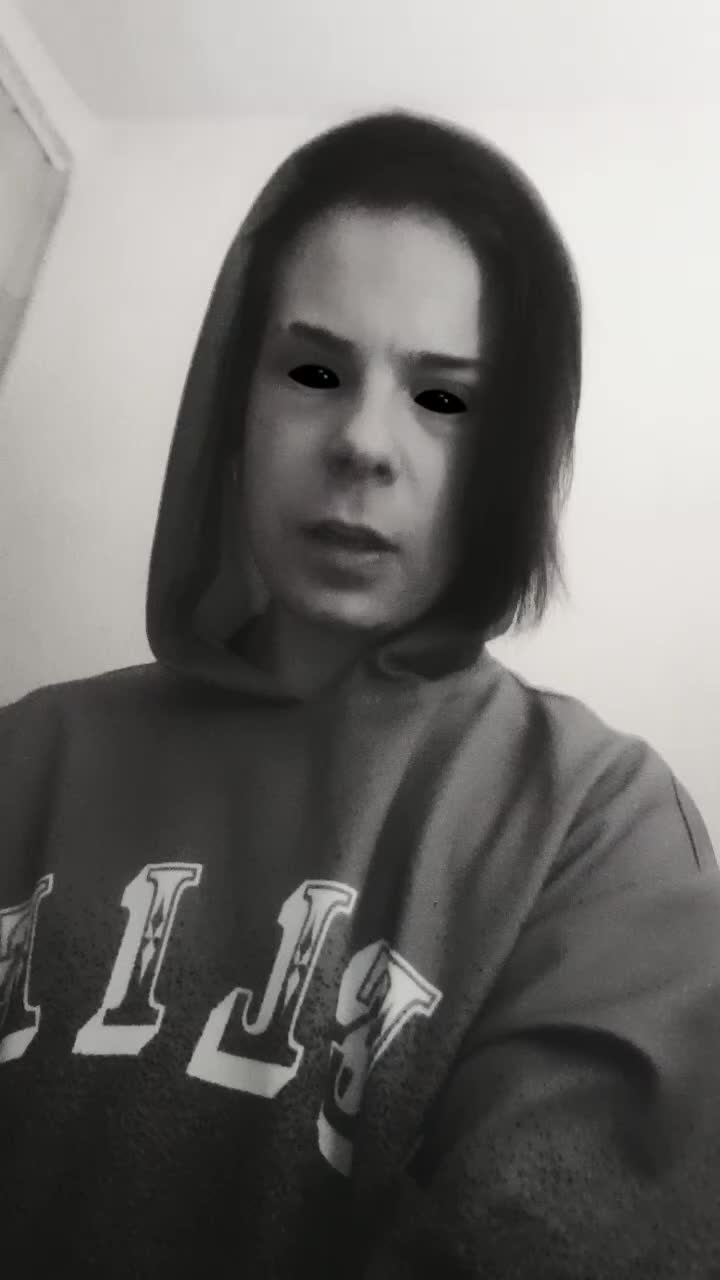 @19angeldust94