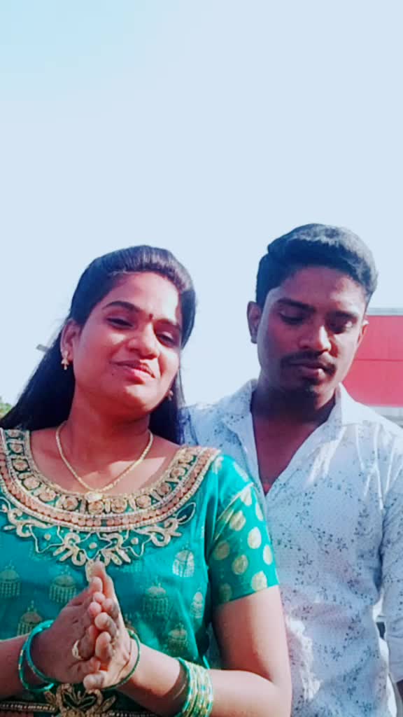 @😘New Couples😘