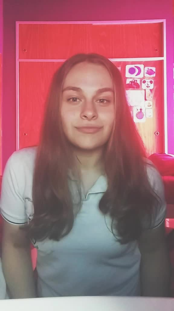 @Cammi🌙️