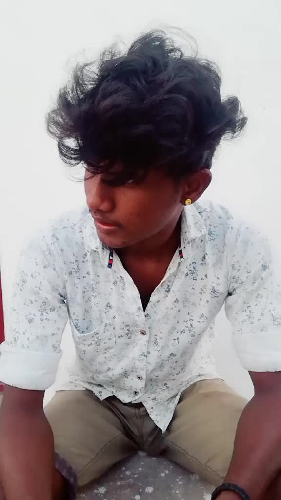 @👑Hari😎