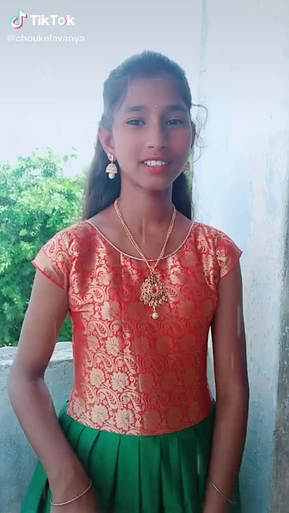 @vyshu😘😘