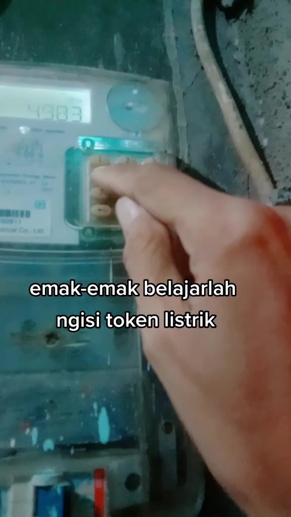 @EKLASWATI🇮🇩🐝