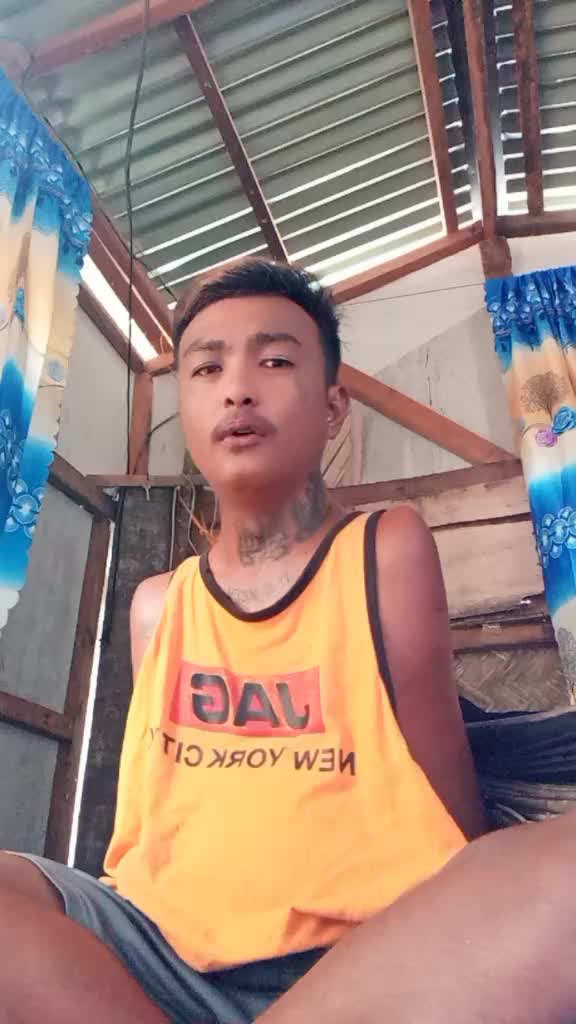 @MarlaloooCruz