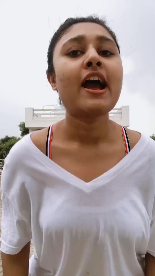 @Aneri Prajapati🌻
