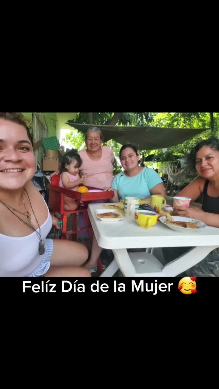 @Chichi