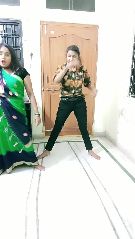 @niharika_konaparthi