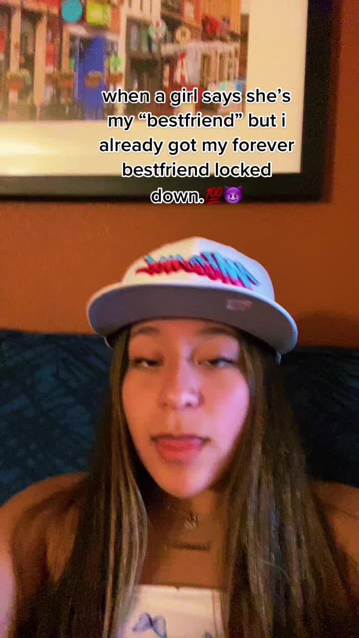 @ava<3