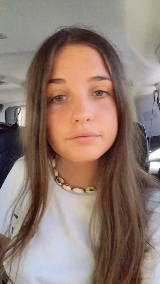 @cami_