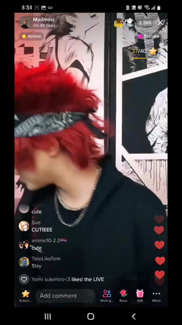 @madmaxi biggest fan fr♡