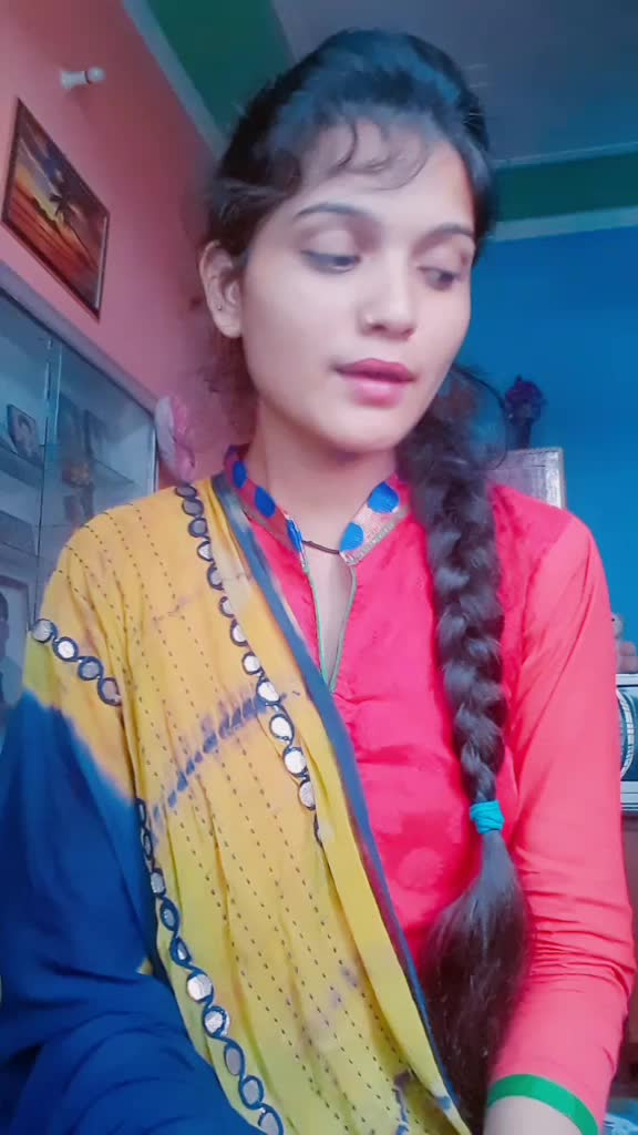 @👑poojakaintura👑