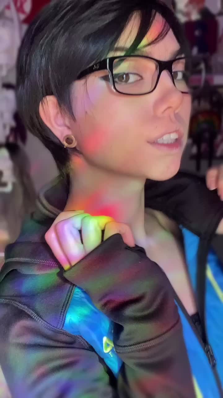 @OofieTV