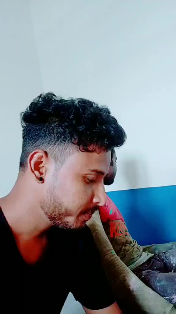 @Bittu 🌈🎻