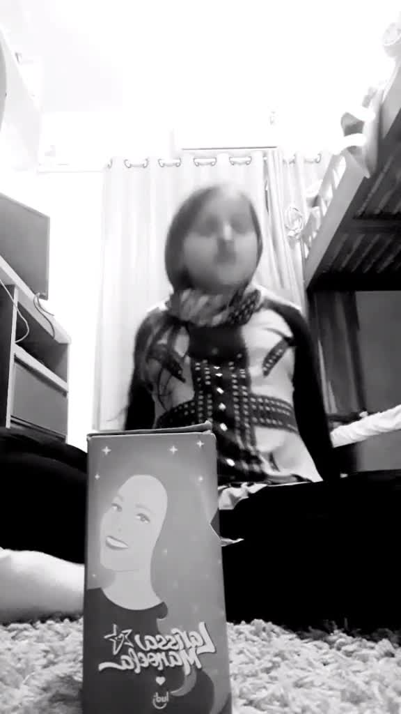 @Camilamilafn