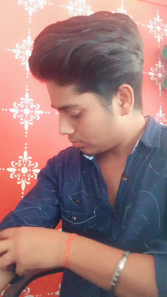 @_govind_1999•
