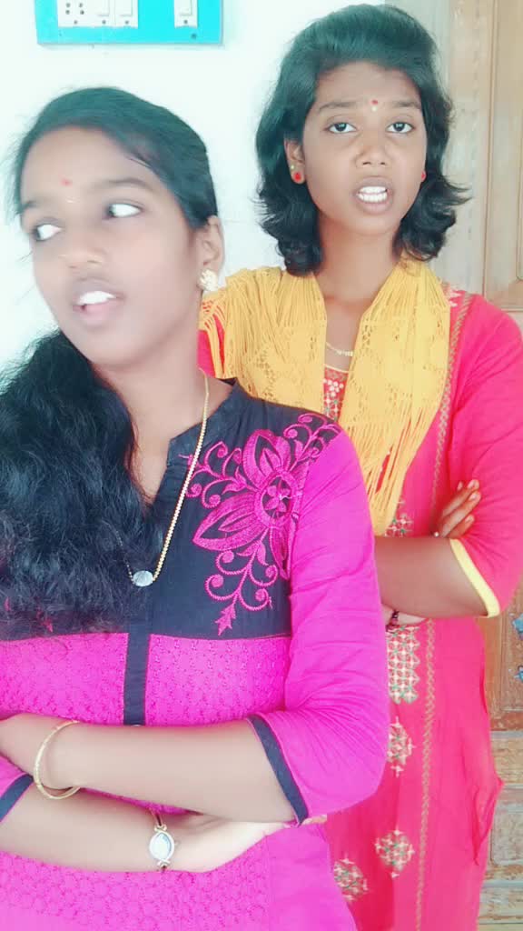 @Kavya◉‿◉