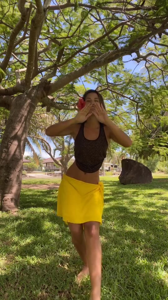 @onakuhereitiellis