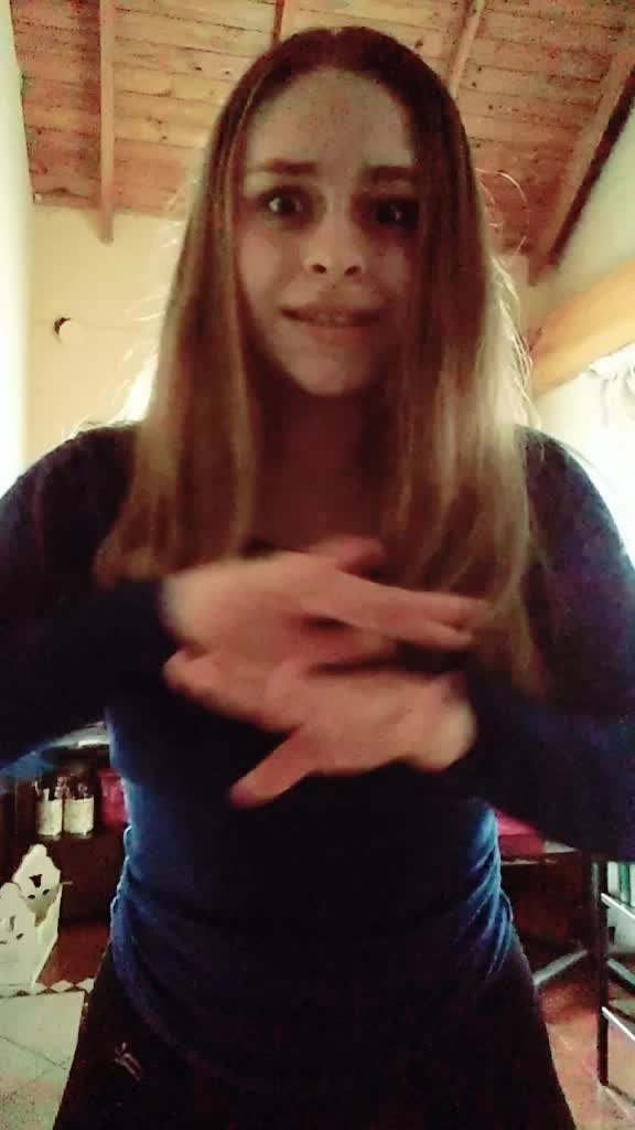 @Cammi🌙️