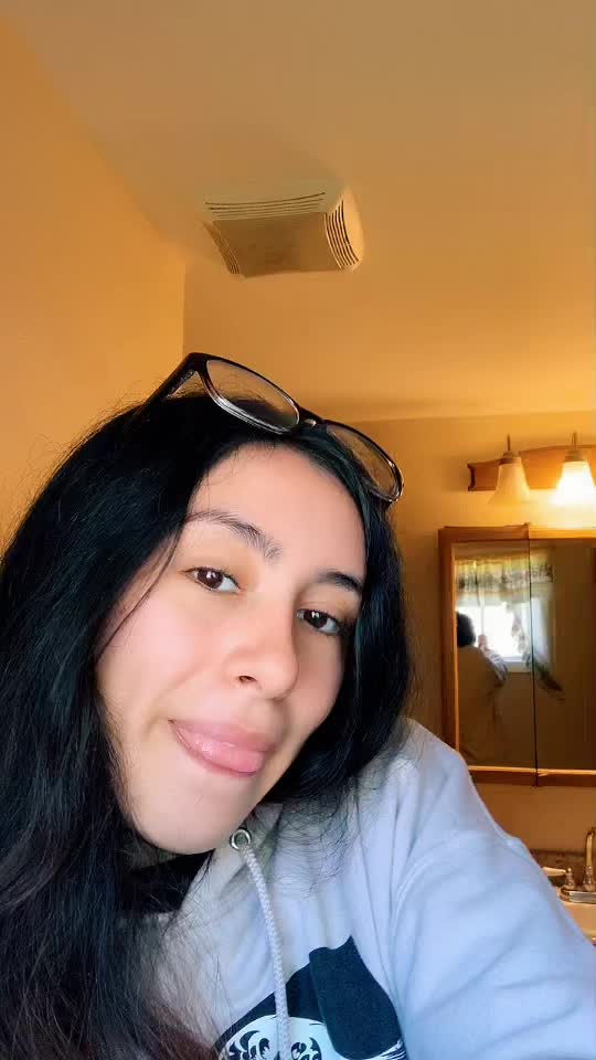 @Adriana Nava