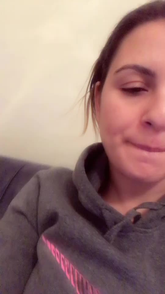 @zeliseliboll