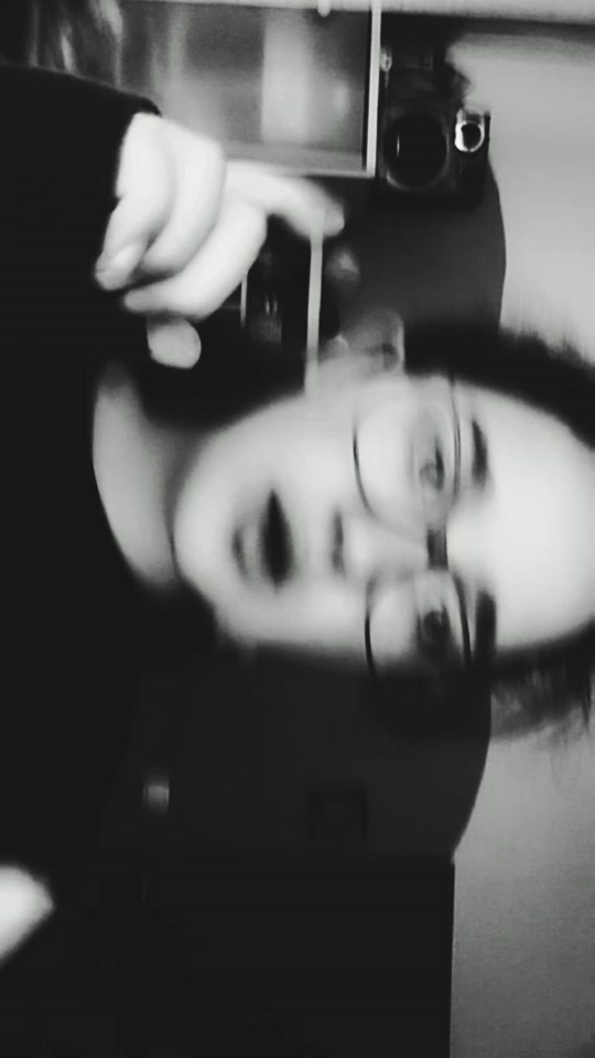 @s m o g