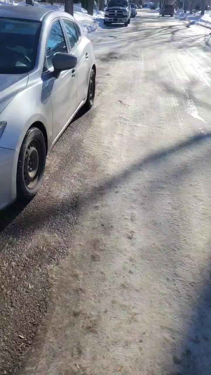 @Ez