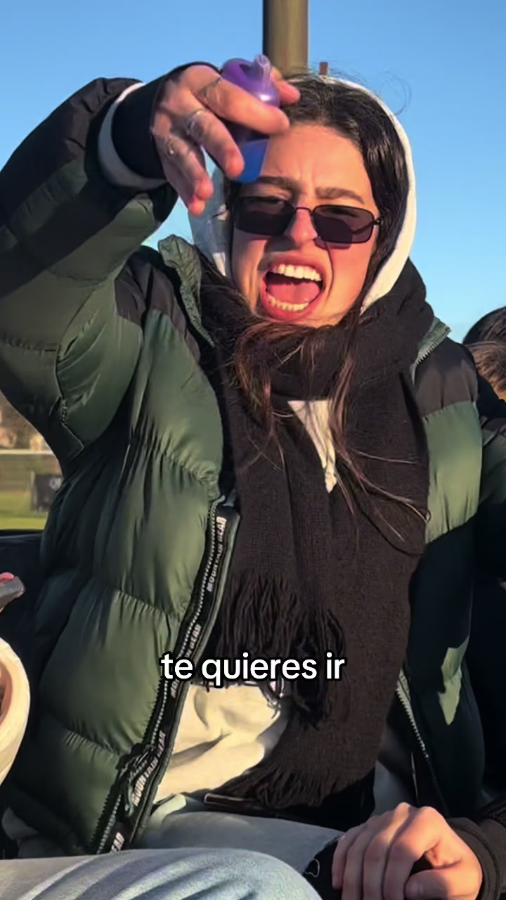 @Olivos C