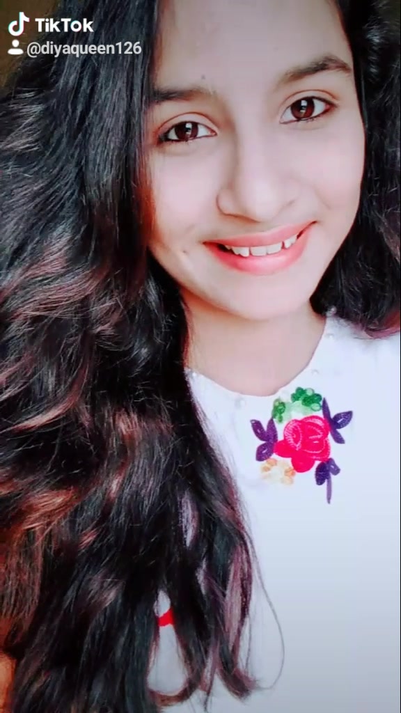 @♥️Diya nankani♥️
