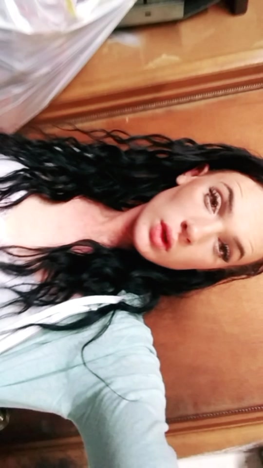 @Nikki Fox