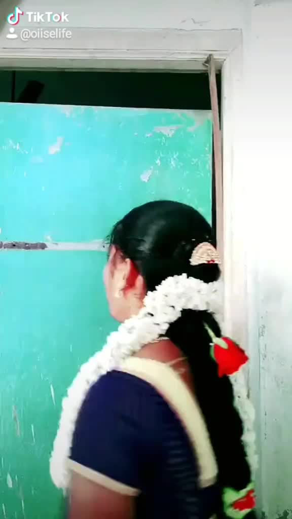 @karuvachi....