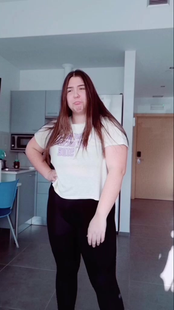 @laura