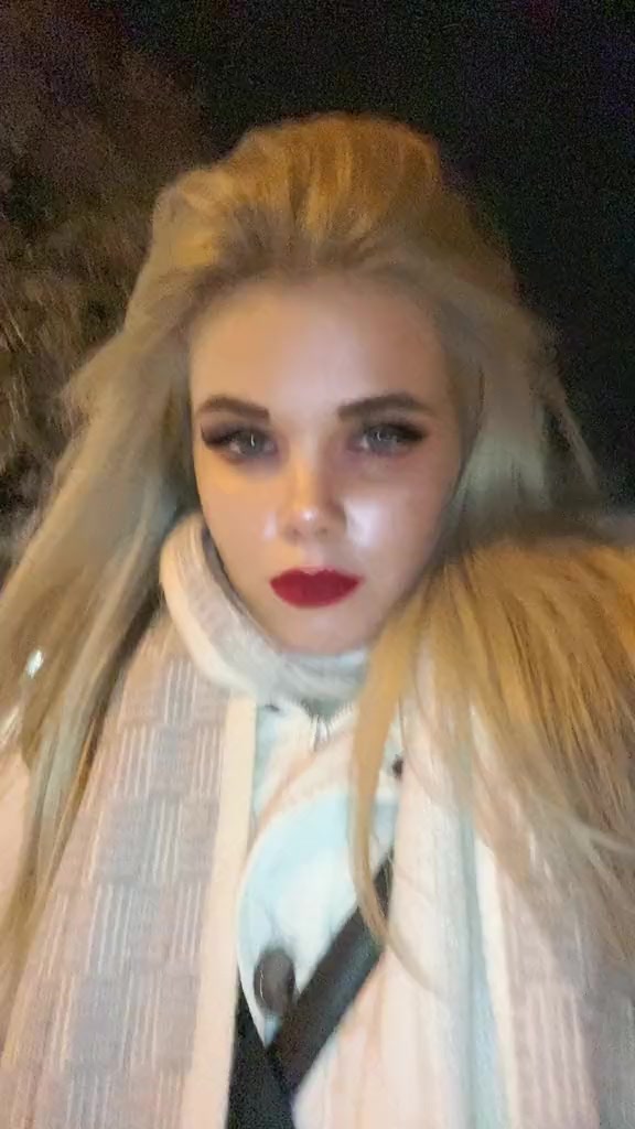 @Анютик