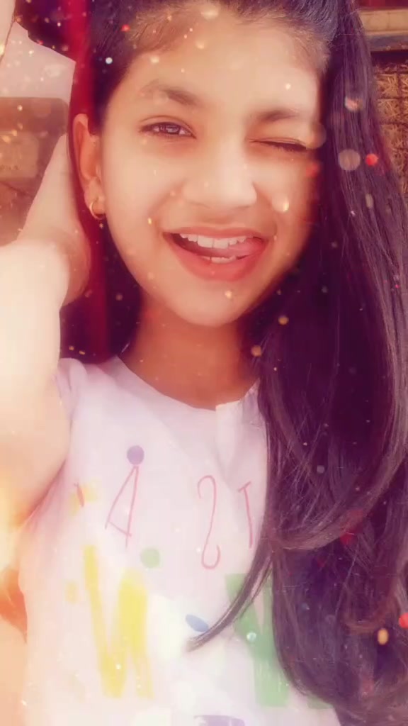 @tiya😘😍😚😋