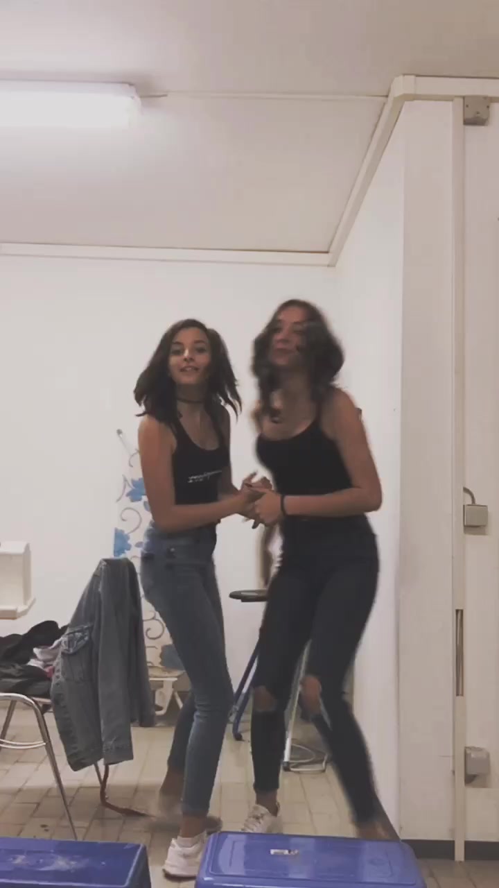 @Sxxxax