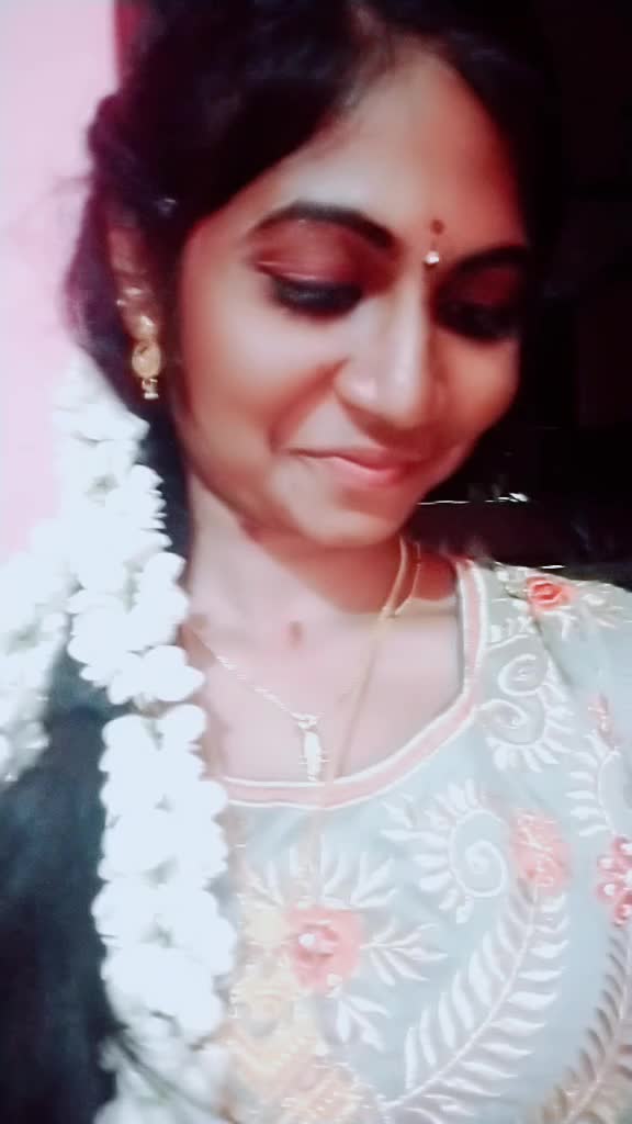 @Sindhu...kutty..