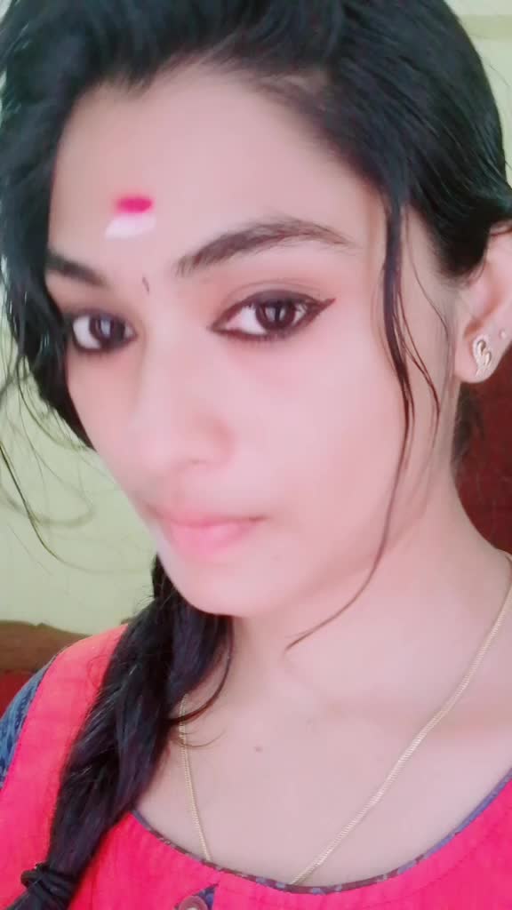 @മൂക്കുത്തി പെണ്ണ്😍