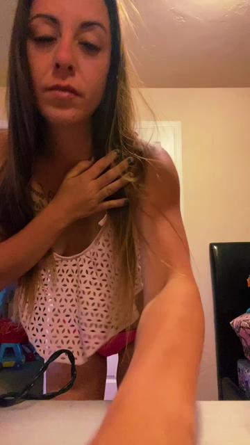 @<3