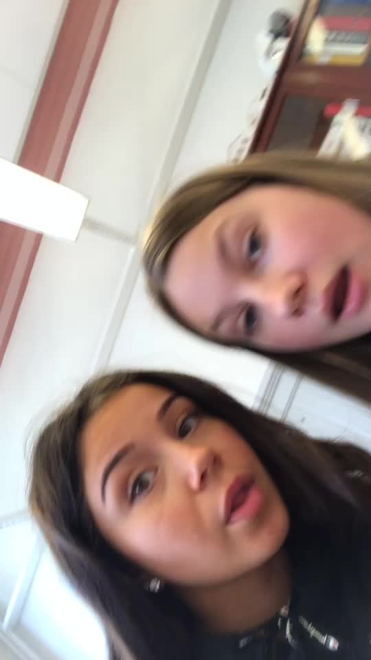 @Heta chicks häre