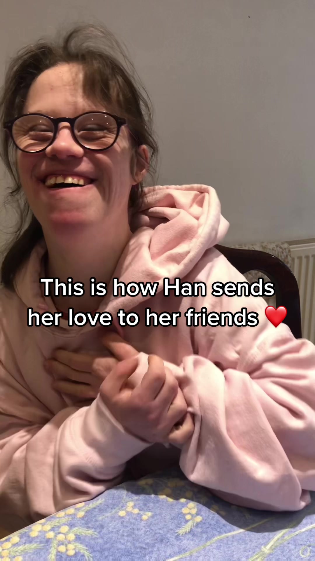 @HANNAHUGS
