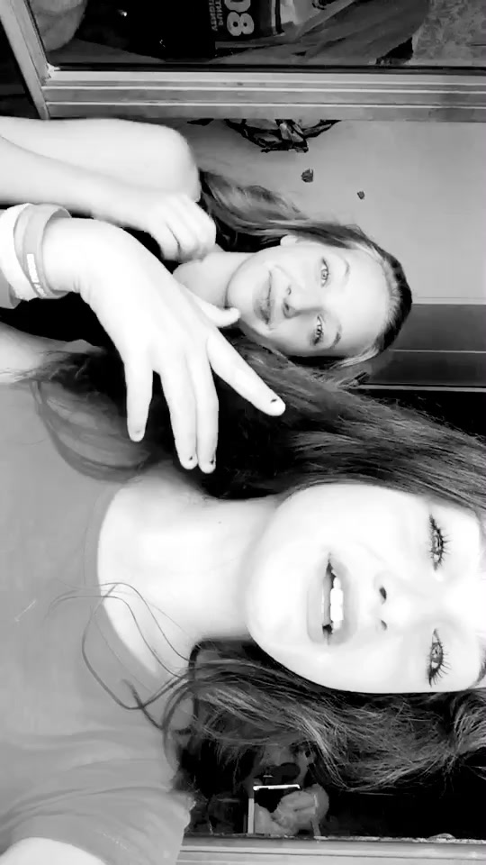 @Sam👑