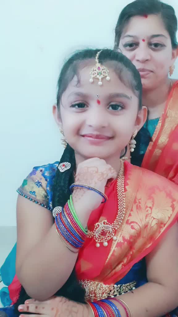 @💜Ishita&Rutvika💜