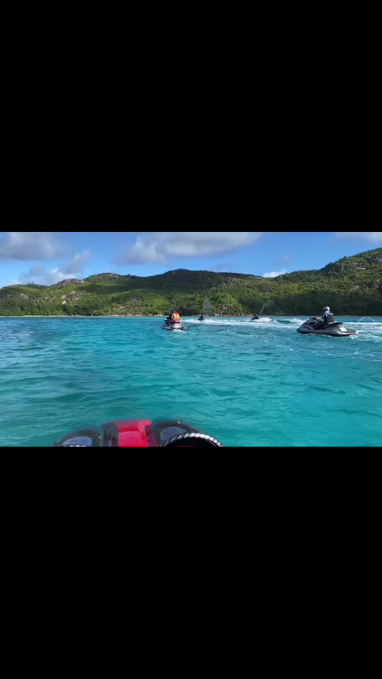 @Jetski_Sey