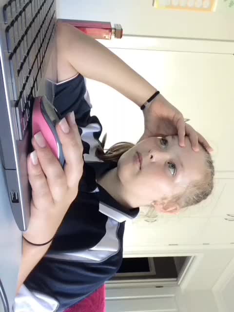 @Megan_Phillingham