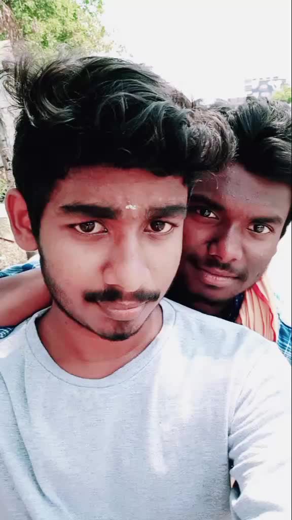 @Niththiyananthan 😎
