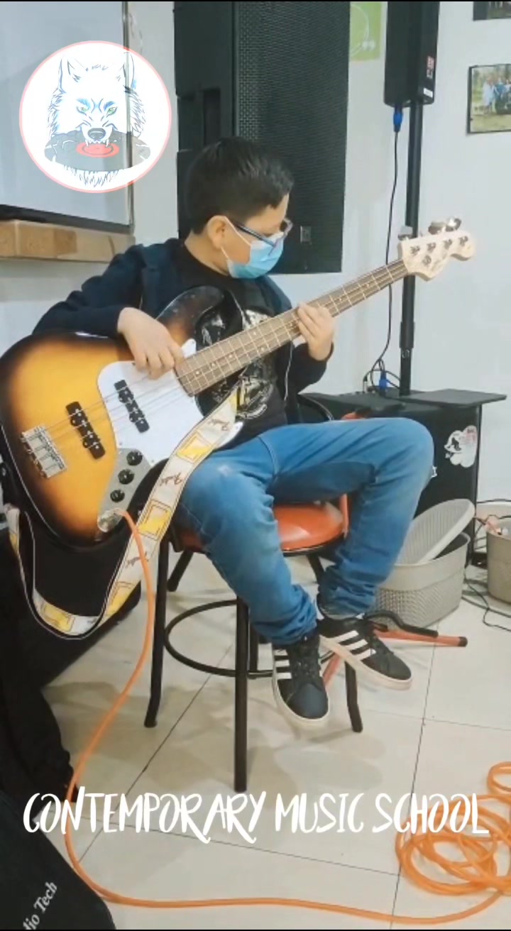 @Academia de M&uacute;sica BrokenChord
