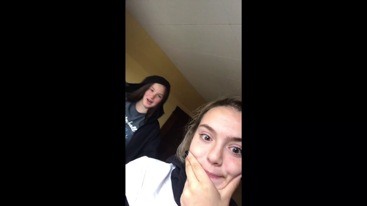 @Bai