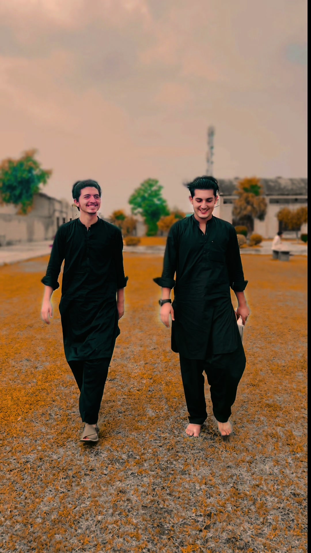 @SHAN KHAN.M4🤍