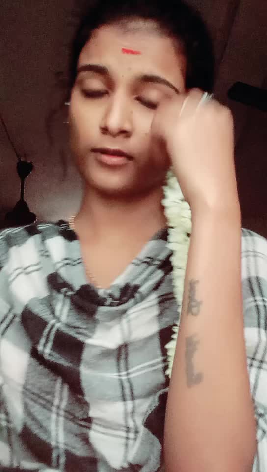 @ammukutty 😘moni