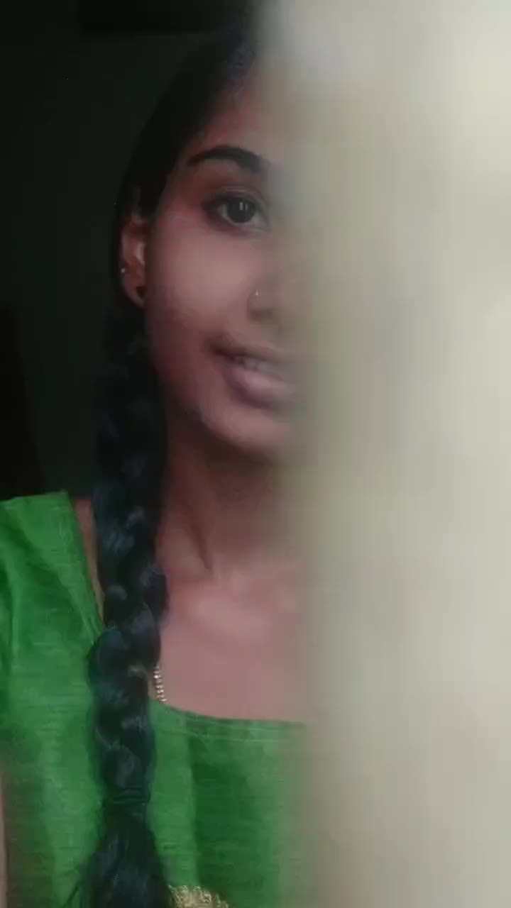 @👑KEERTHI VAVACHI👑
